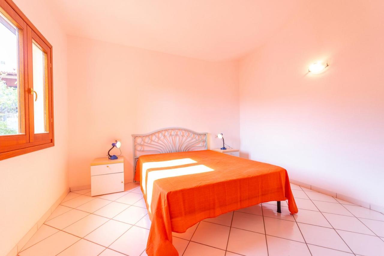 Iss Travel, Citai Panoramic Apartments - 1,5 Km From The Beach San Teodoro  Exterior photo