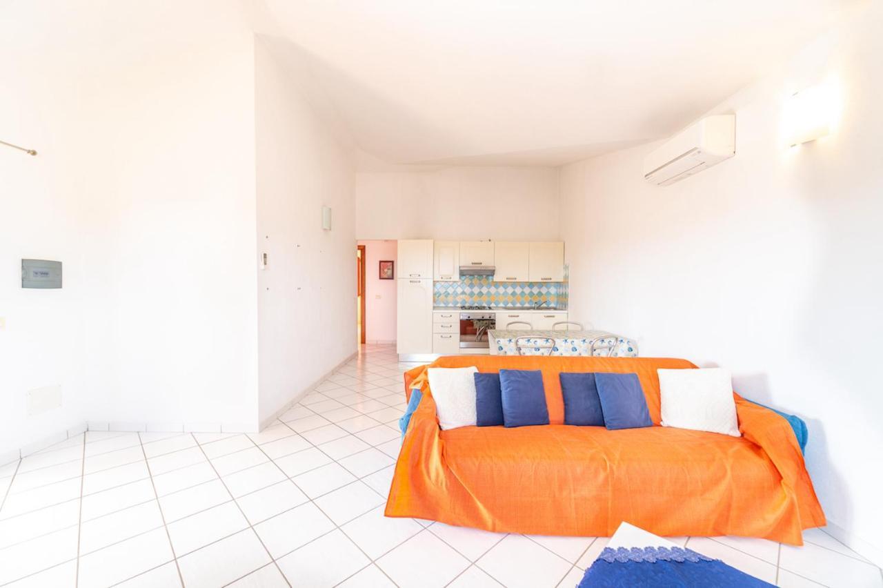 Iss Travel, Citai Panoramic Apartments - 1,5 Km From The Beach San Teodoro  Exterior photo